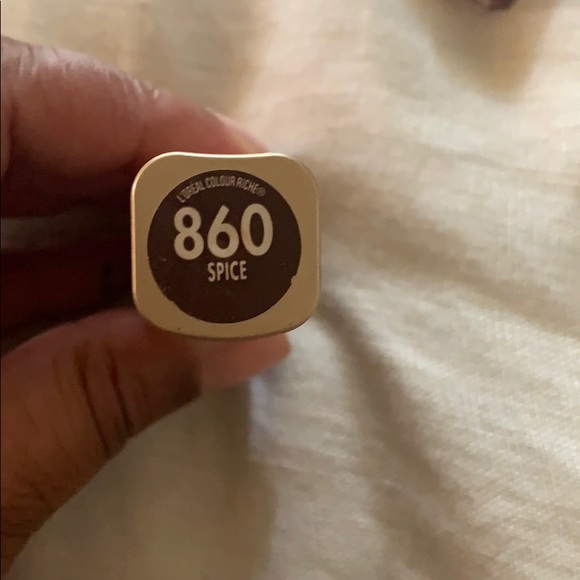 L’Oreal colour riche in Spice - Picture 2 of 3